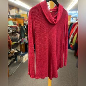 maurices M pink turtle neck shirt